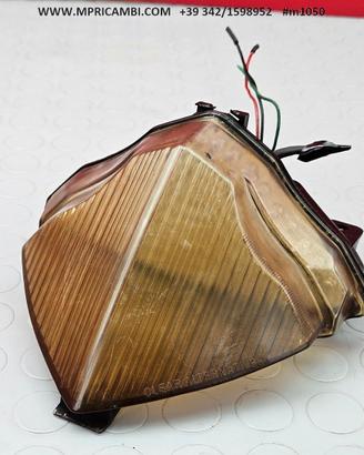 FARO POSTERIORE YAMAHA R1 2004 2005 YZF 2006