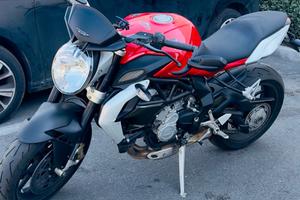MV Agusta Brutale 675