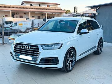 Audi Q7 SQ7 4.0 V8 TDI quattro tiptronic