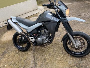 Yamaha XT 660