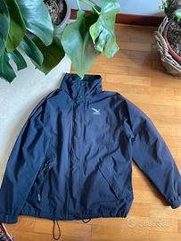 Abbigliamento trekking montagna alpinismo goretex