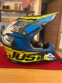Casco motocross just1