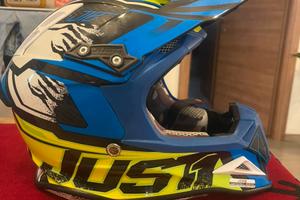 Casco motocross just1