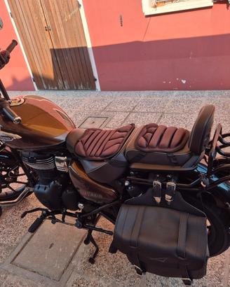 Royal Enfield Meteor 350 Supernova