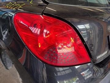 Fanale posteriore sinistro PEUGEOT 207 del 2009