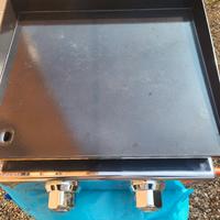 barbecue a gas con 2 fuochi 