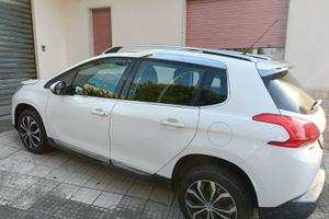 Peugeot 2008 1.6 HDi 100  versione Allure