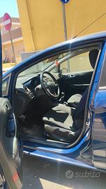 Ford Fiesta VI serie 1.5 diesel 5 porte