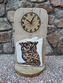 Orologio da mobile in legno e pietra