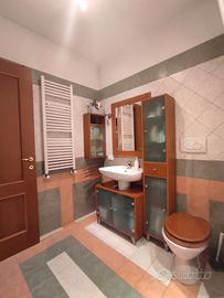 Arredo bagno completo perfette condizioni