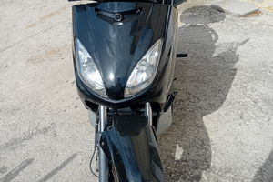 Scooter Yamaha xmax 250