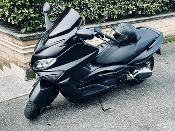Yamaha T-Max 500 Prima serie FMI