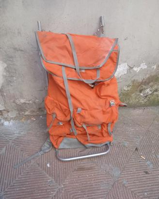 zaino da campeggio 