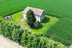 RUSTICO A SAN GIORGIO IN BOSCO