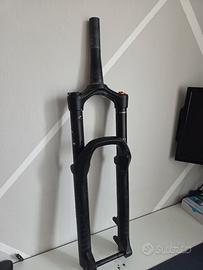 Forcella RockShox Lyrik