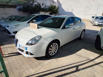 Alfa Romeo Giulietta 1.6 JTDm-2 120 CV Distinctive