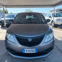 Lancia Ypsilon 1.2 69 CV 5 porte Elefantino
