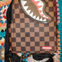 MONOSPALLA SPRAYGROUND 