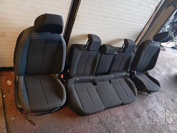 Tappezzeria Peugeot 208