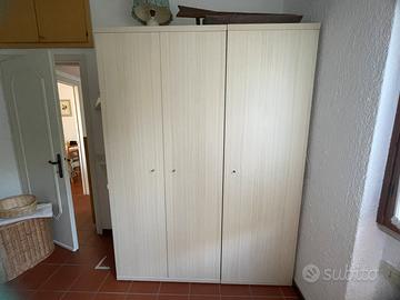 Cameretta in legno bicolor