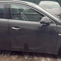 Porta anteriore dx OPEL INSIGNIA 2010 modello SW