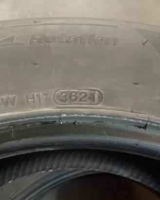  Pneumatici Hankook 215/60 R17