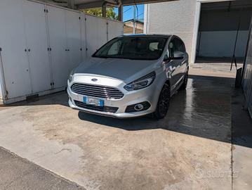 Ford SMac 7 posti 