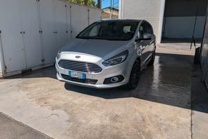 Ford SMac 7 posti 