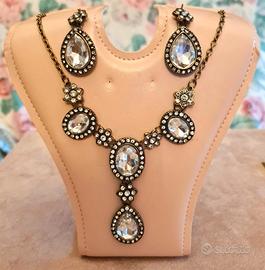 Set orecchini e collana vintage stile rococò 