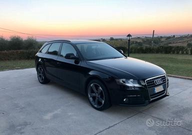AUDI A4 IV Avant 2.0 tdi Advanced