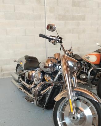 Harley Davidson Fat Boy Gray Ghost