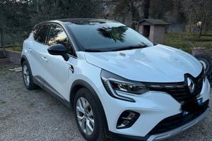 Renault captur e-tech hybrid intense