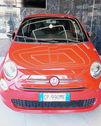 FIAT 500 1.0 Hybrid Red