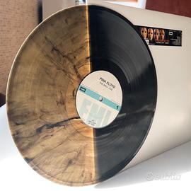 Pink Floyd – Is There Anybody Out There? The Wall