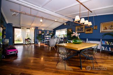 VILLA SINGOLA A PECETTO TORINESE