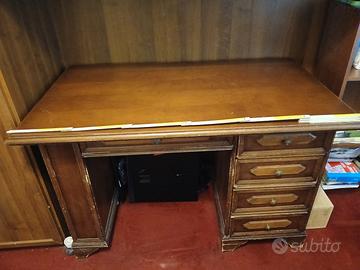 scrivania classica 