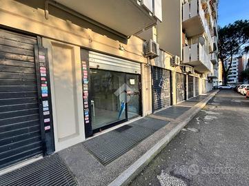 NEGOZIO A ROMA