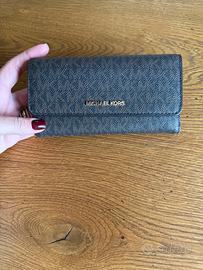 Portafoglio michael kors grande