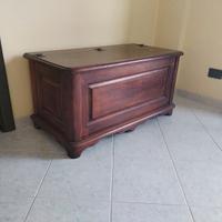 Panca in legno massello artigianale. 