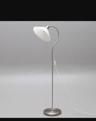 lampada da terra o lettura IKEA korby