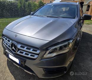 Mercedes-Benz GLA 180 - AMG STYLE