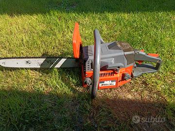 Motosega OleoMac 951