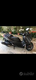 Yamaha xmax 400 abs