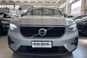 VOLVO XC40 ESSENTIAL