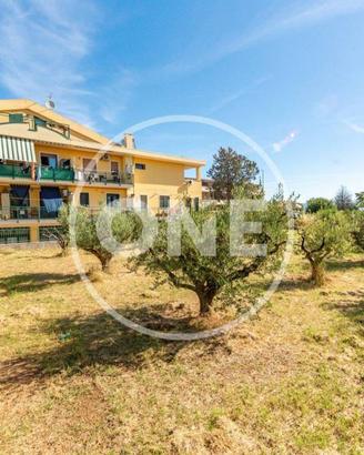 Terreno di 1426 m² a Roma