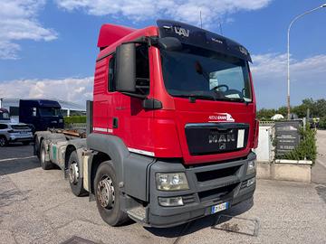 MAN TGS 35.440 - Gancio scarrabile 4 assi
