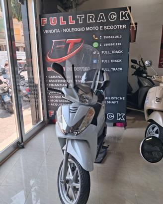 Honda SH 300 i