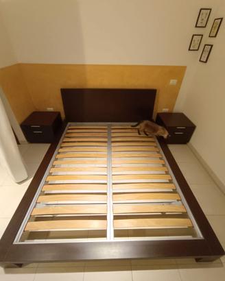 letto matrimoniale e 2 comodini (no materasso)