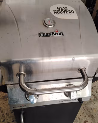Grill giardino Char-broil a gas americano