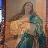 Antico Arazzo con la Madonna